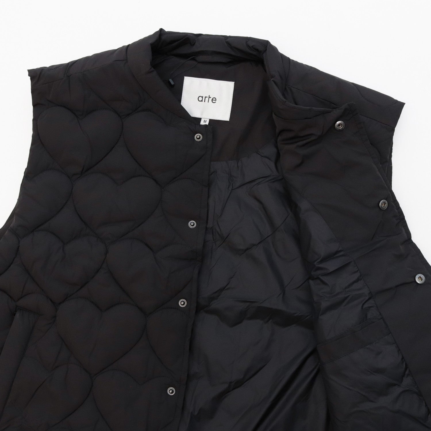 Vince Heart Vest #Black [AW23-111V] - Arte Antwerp（アルテ