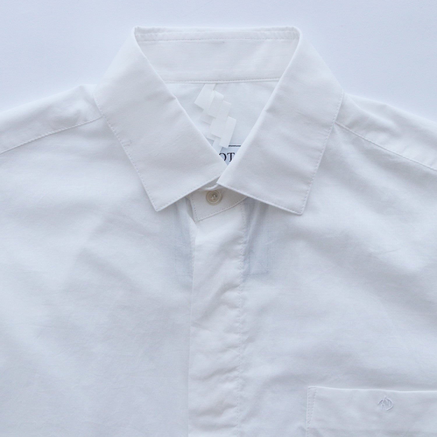 THE KIMONO BREASTED SHIRT #white [S24SS02SH-C] - SOSHIOTSUKI（ソウシオオツキ）24ss  通販 – scilla