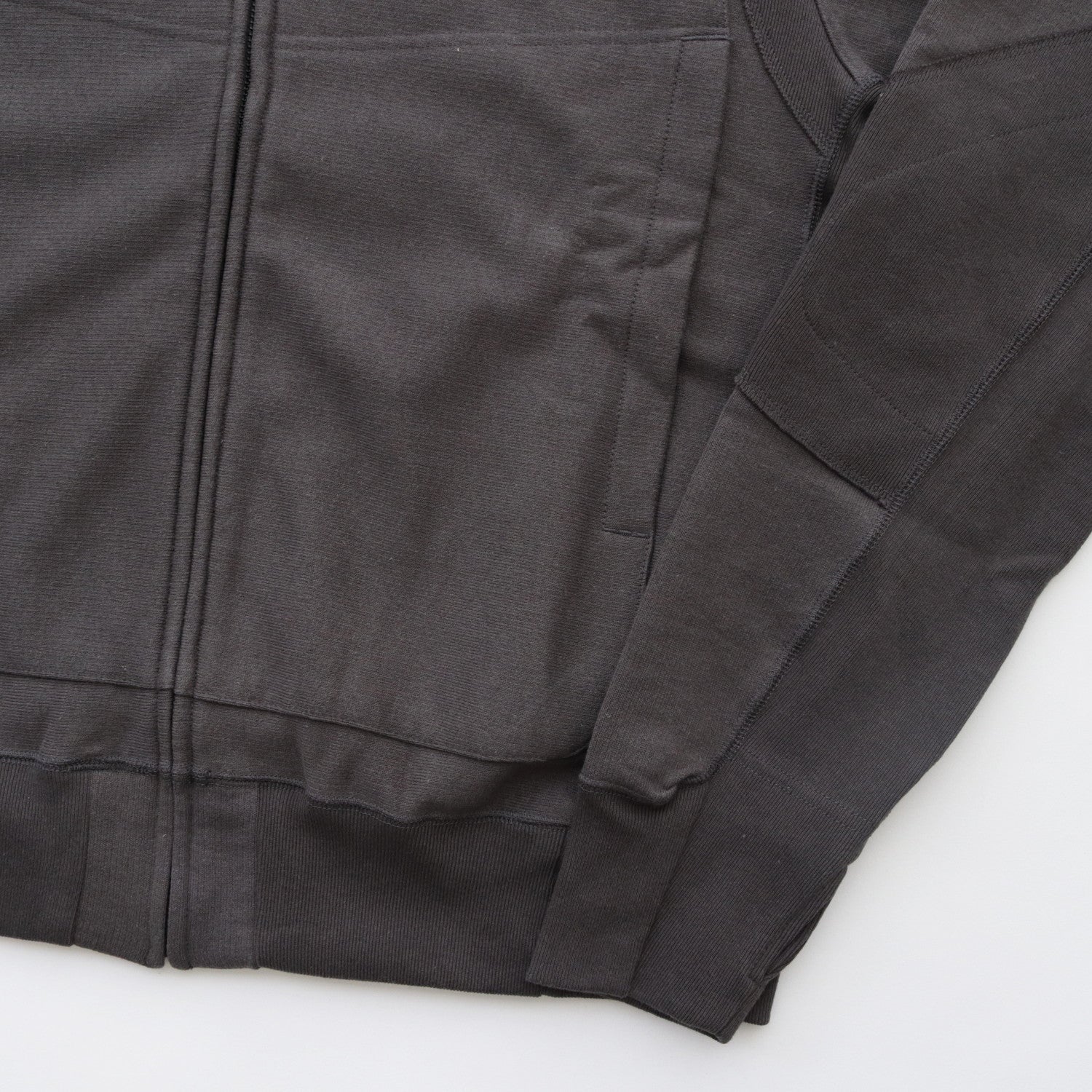 SOLID HOODIE #Charcoal [23AW-SOLID HOODIE] - JIAN YE（ジェンイェ